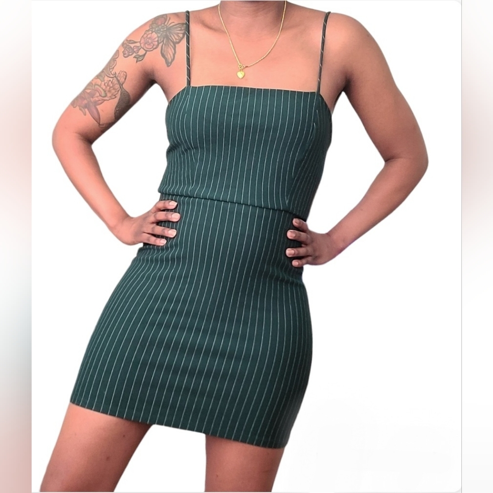 Forever 21 Emerald Green Pinstriped Mini Dress Size Large